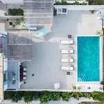 Etoni, Amazing Sea Views, Infinity Pool Villa *