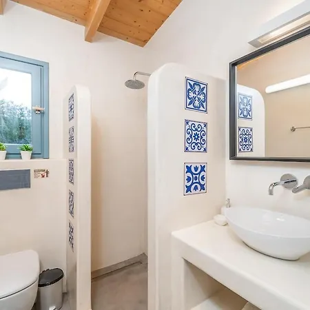 Etoni, Amazing Sea Views, Infinity Pool Villa *