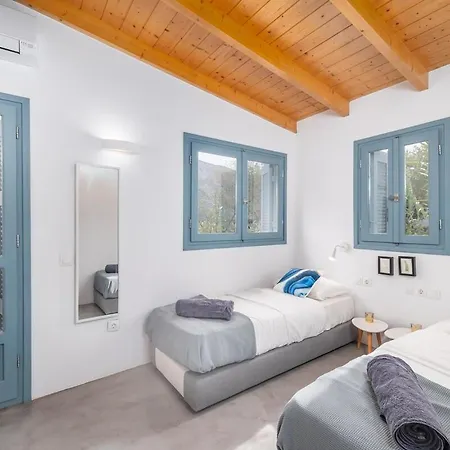 Villa Etoni, Amazing Sea Views, Infinity Pool