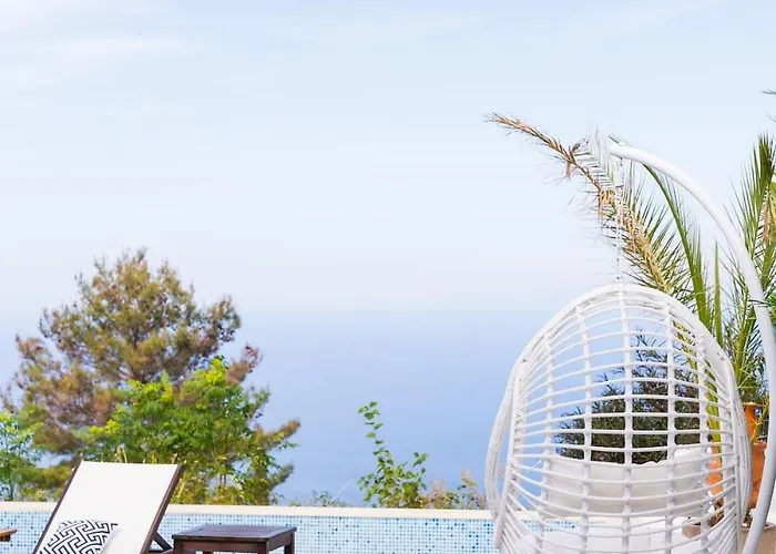 Etoni, Amazing Sea Views, Infinity Pool Willa *