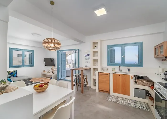 Etoni, Amazing Sea Views, Infinity Pool Willa